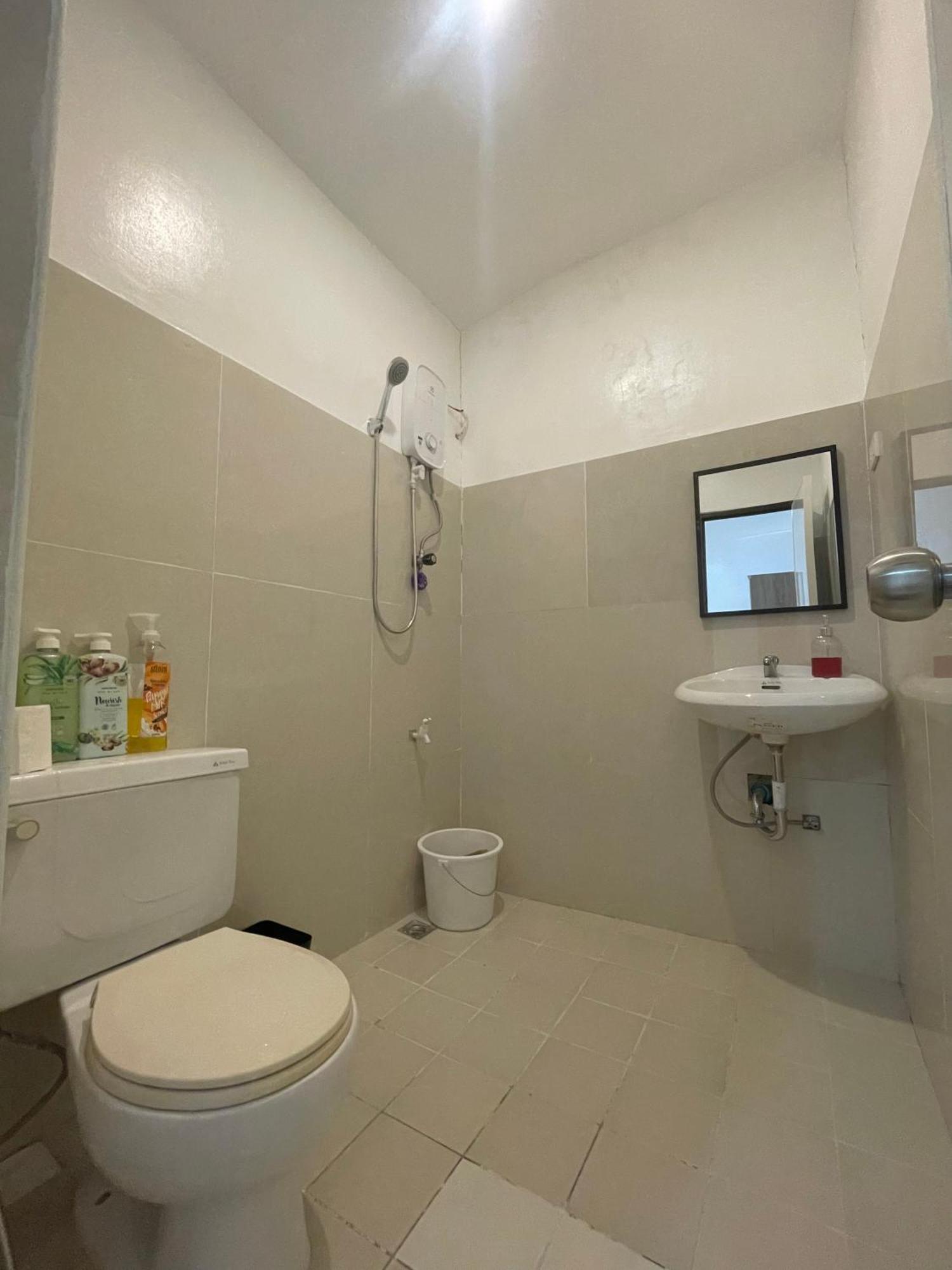 The Premier Suite Lapu-Lapu City Esterno foto
