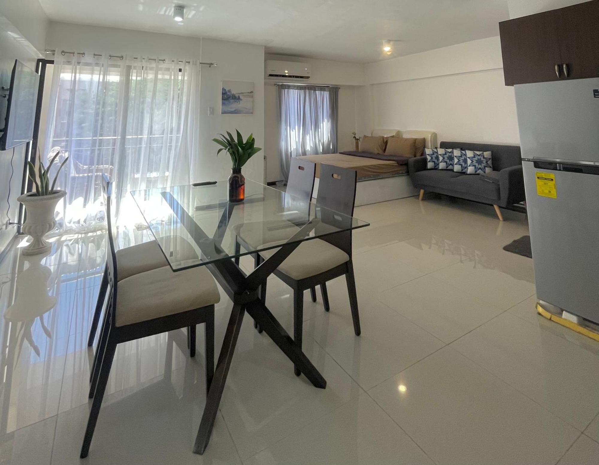 The Premier Suite Lapu-Lapu City Esterno foto
